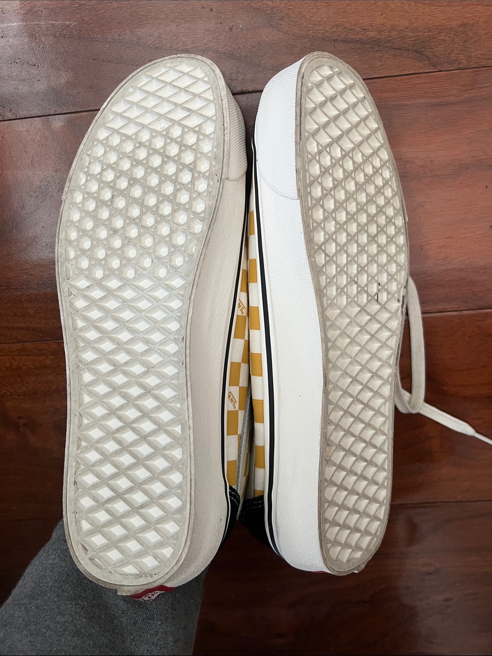 Checkered Vans Ultracush - Picture 3 of 5